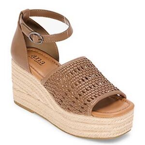 a.n.a Women’s Lisa Wedge Sandals – DK Taupe | Size 7M